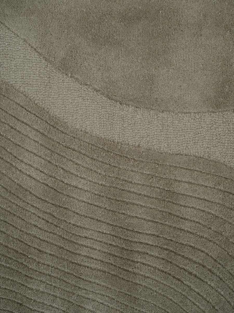 Linie Design Kindle Poetry Teppich in Grün