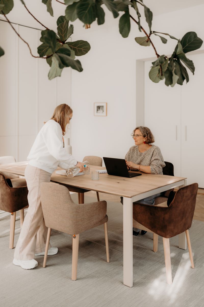 Mobitec Altera Tisch