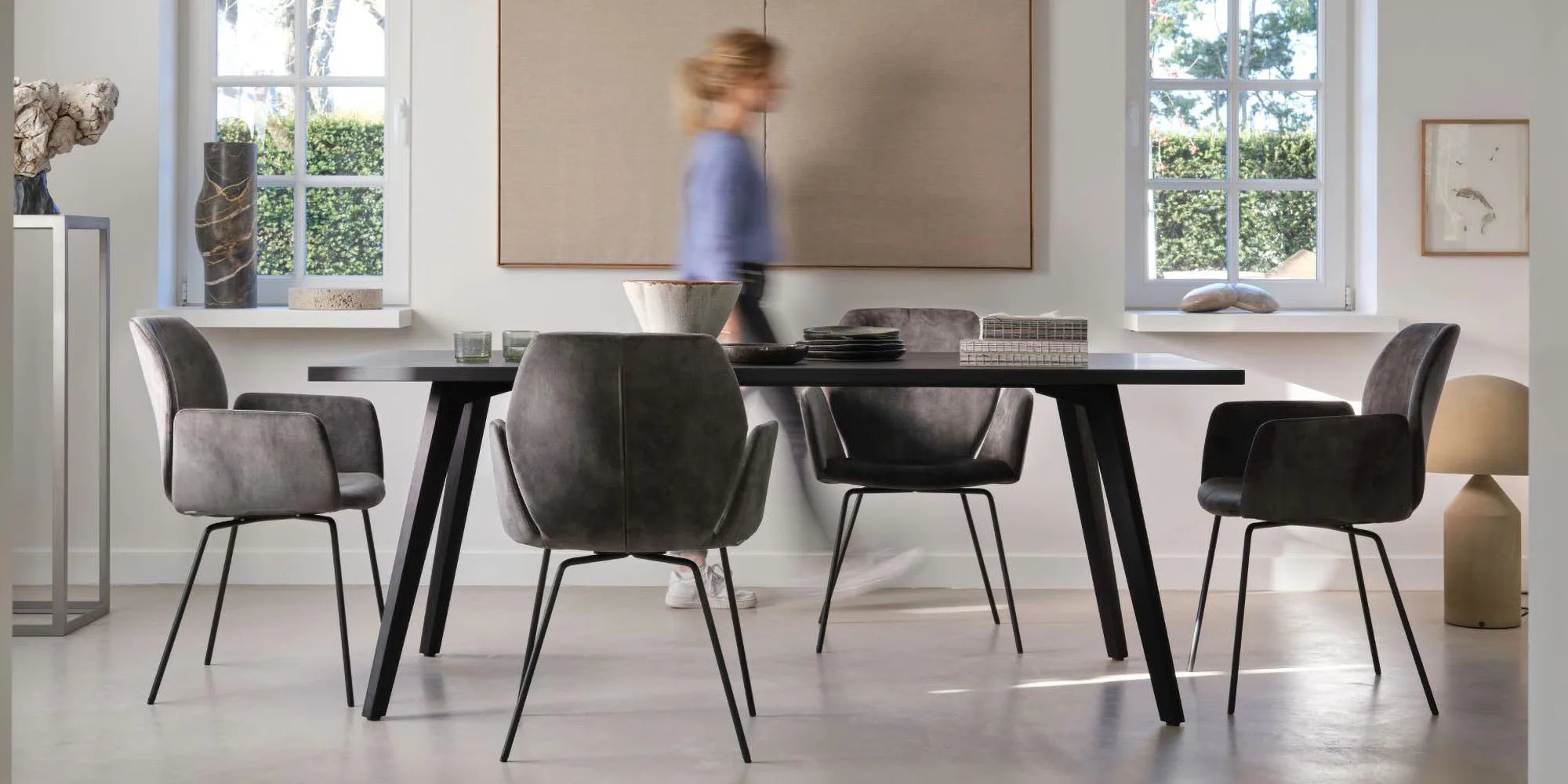 Mobitec Mood Stuhl – Zeitloses Design für Esszimmer und Wohnraum