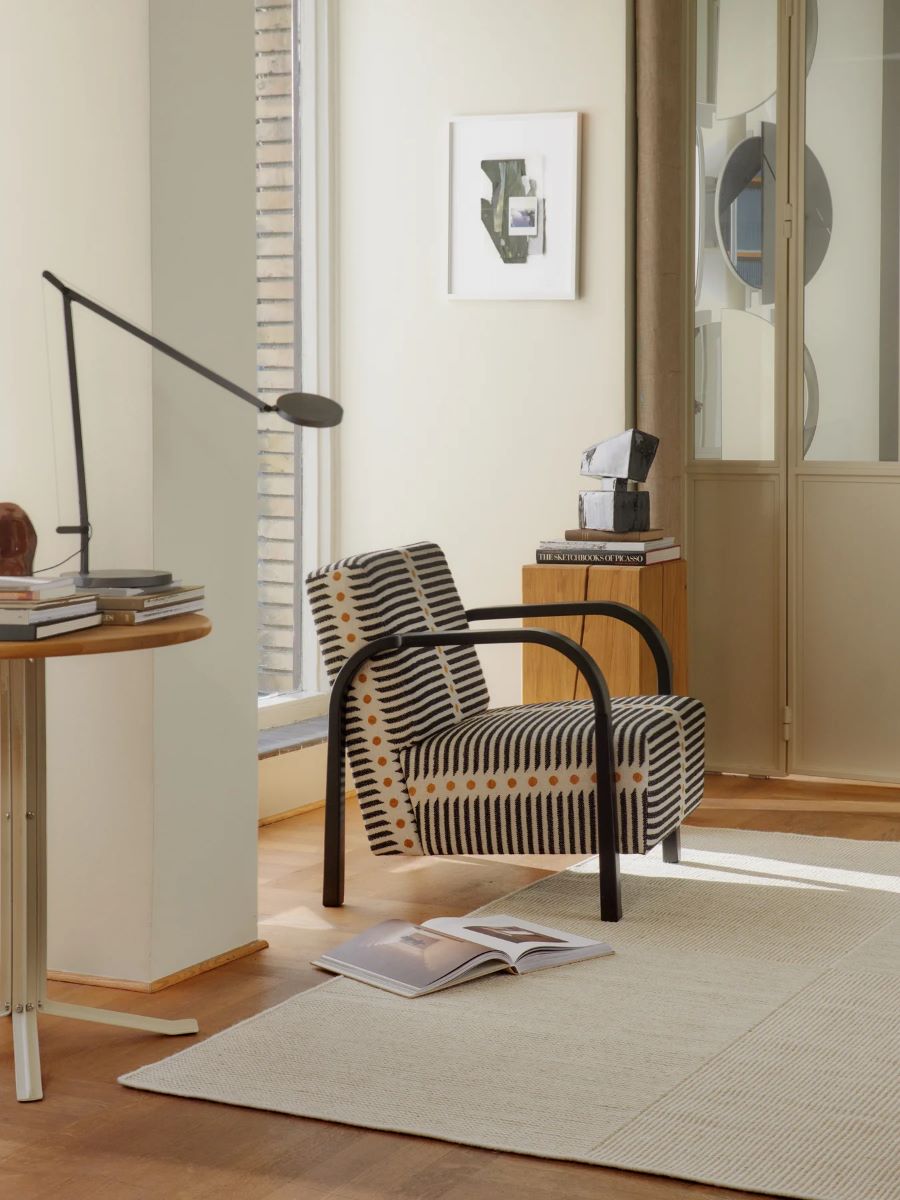 Linie Design Kent Teppich in Weiß