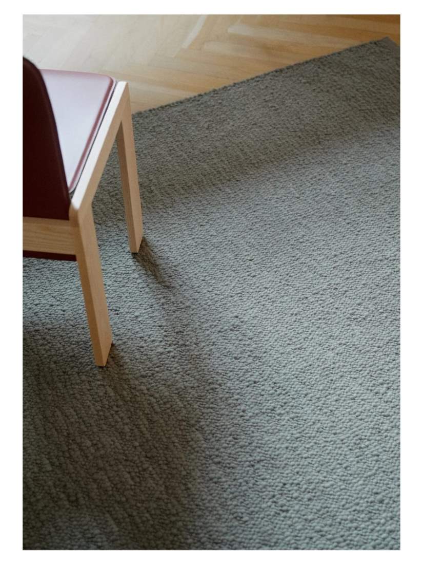 Linie Design Pebbled Poem Teppich