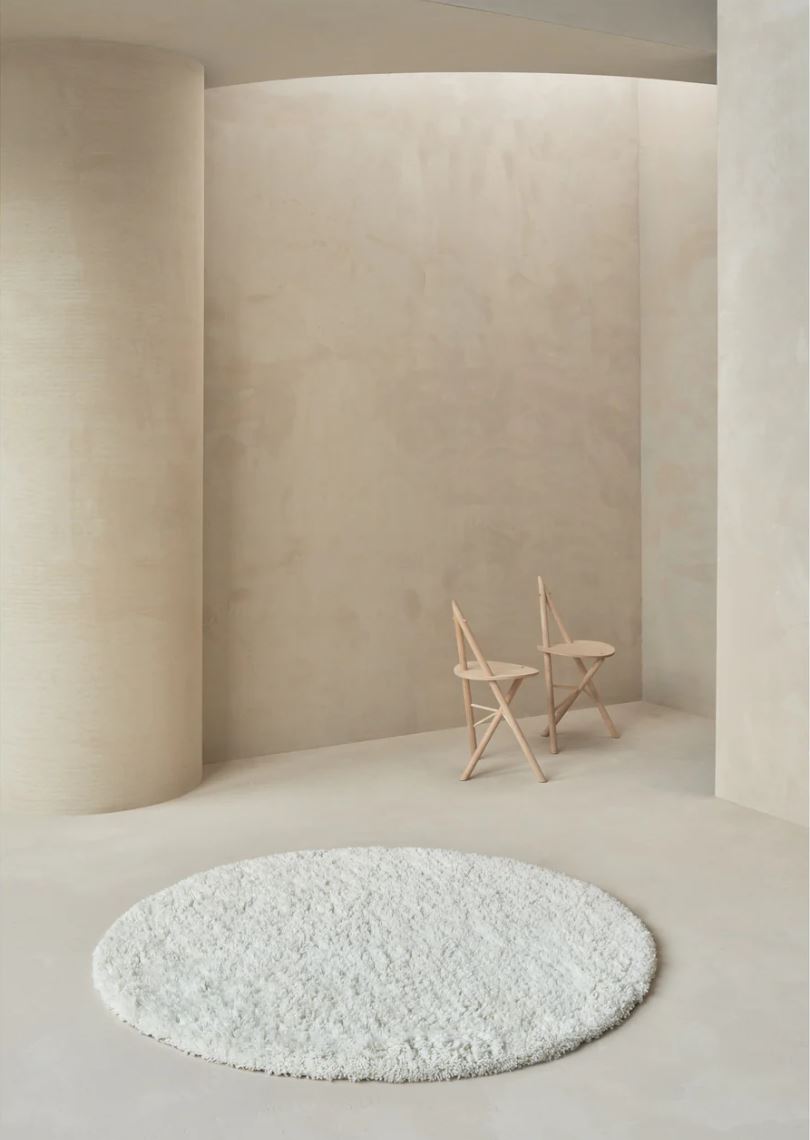 Linie Design Vantaa Teppich